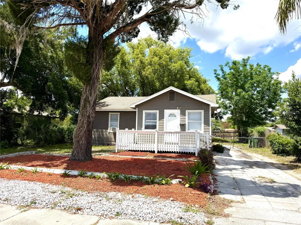 139 AVENUE G SE Winter Haven, FL 33880