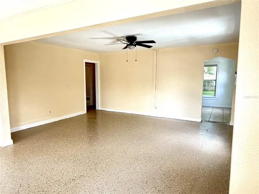 139 AVENUE G SE Winter Haven, FL 33880