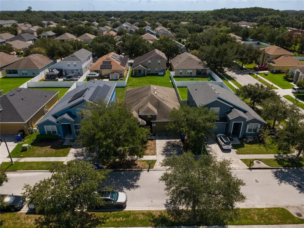 2121 CONTINENTAL STREET St Cloud, FL 34769