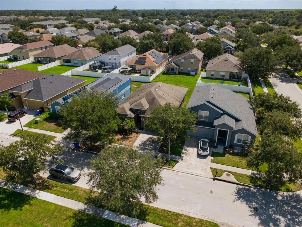 2121 CONTINENTAL STREET St Cloud, FL 34769