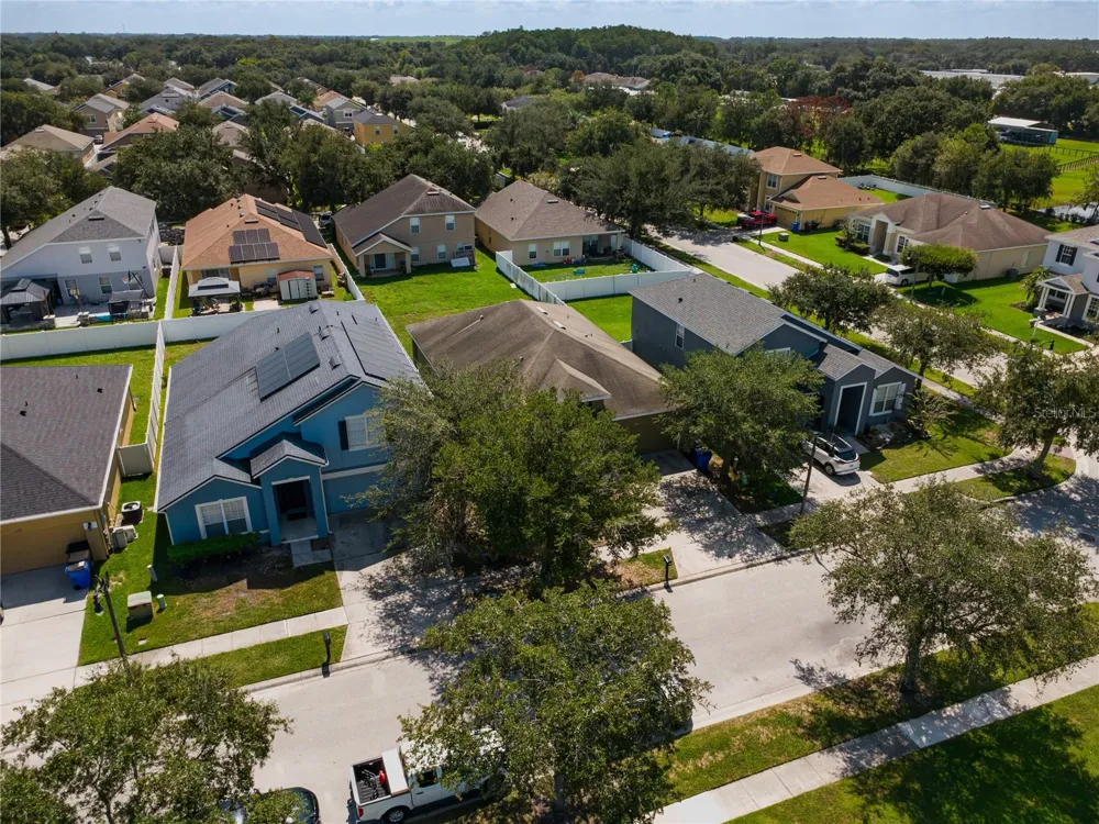 2121 CONTINENTAL STREET St Cloud, FL 34769
