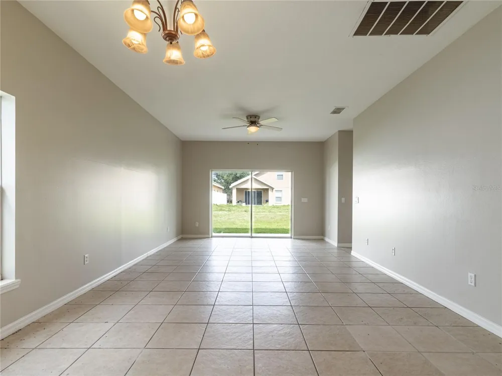 2121 CONTINENTAL STREET St Cloud, FL 34769