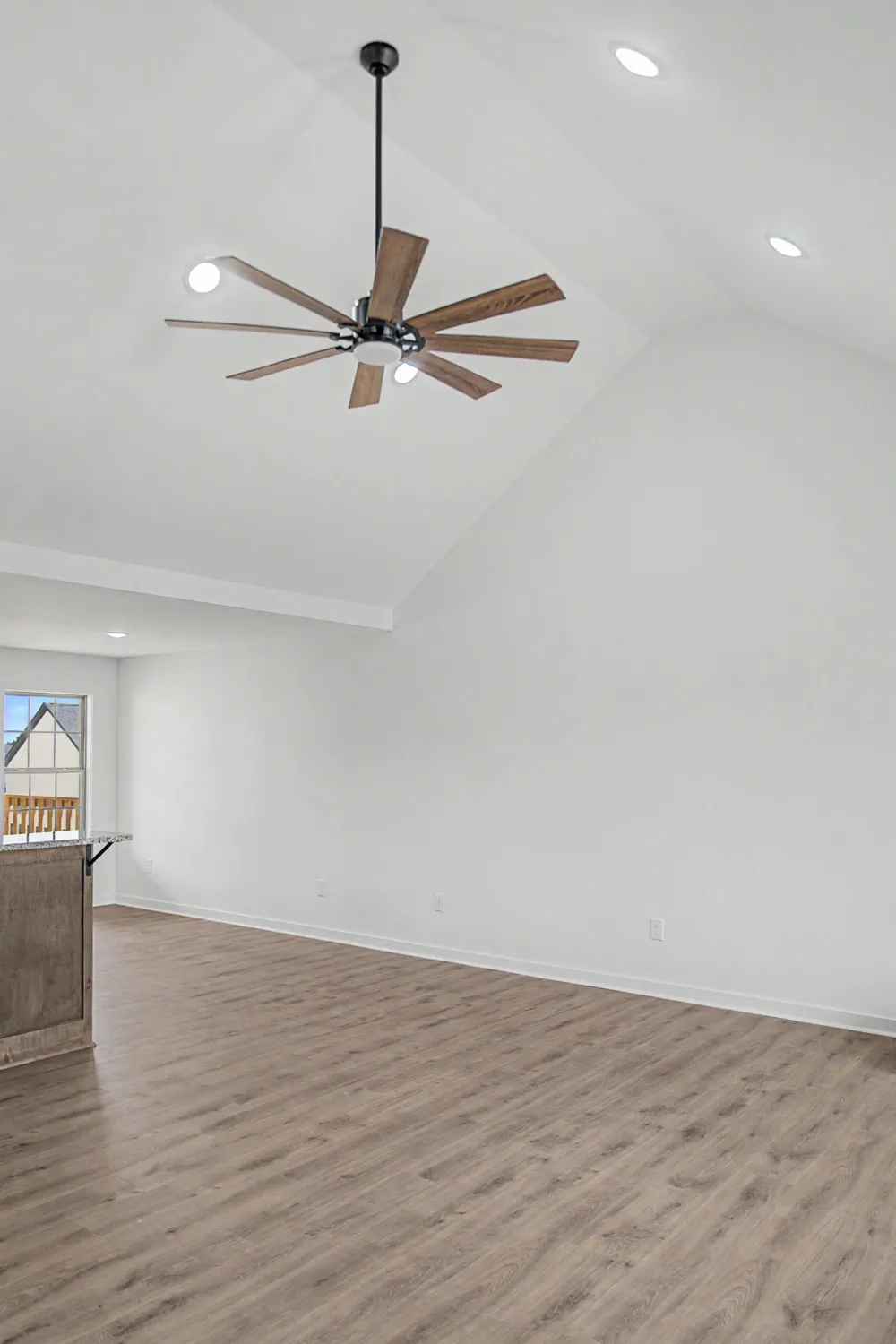 216 DJ Dr Lafayette, TN 37083
