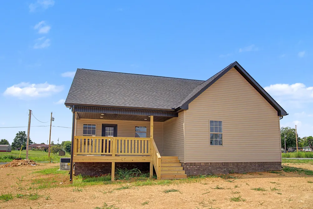 216 DJ Dr Lafayette, TN 37083