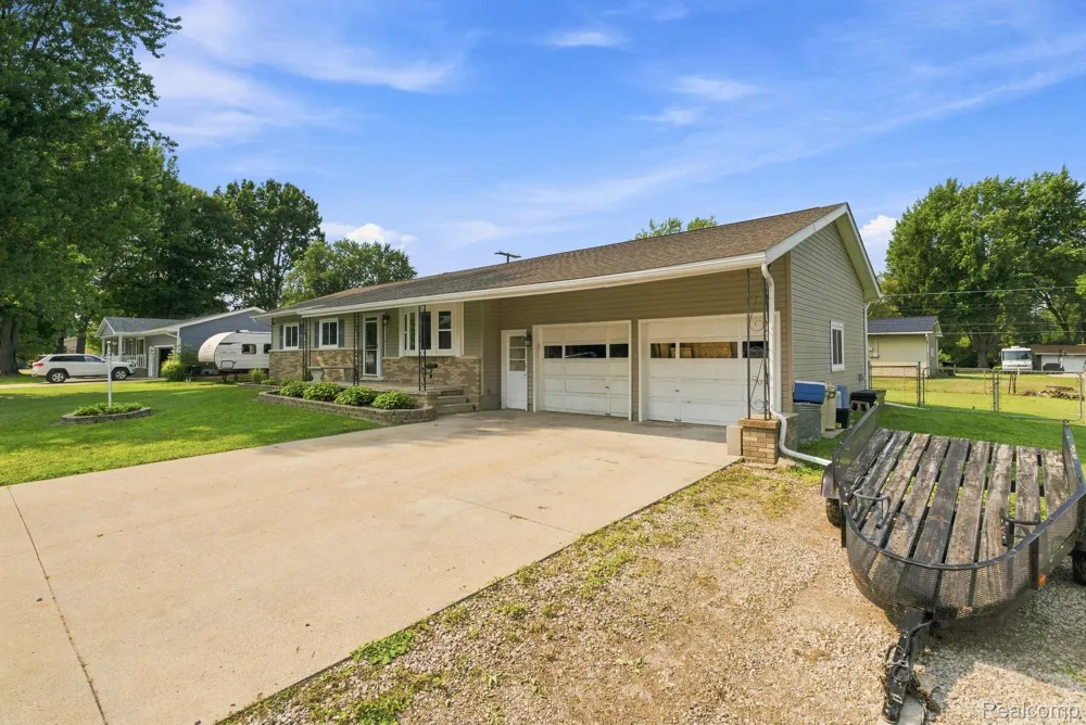 116 Clark Street Yale City, MI 48097