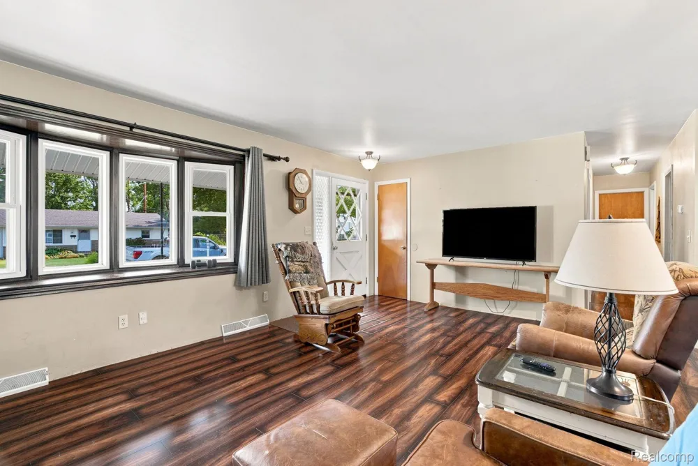 116 Clark Street Yale City, MI 48097