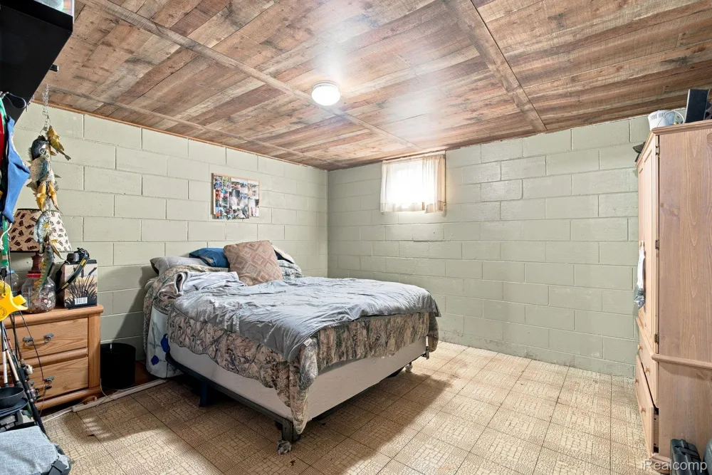 116 Clark Street Yale City, MI 48097