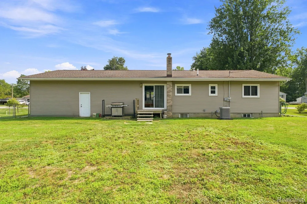 116 Clark Street Yale City, MI 48097