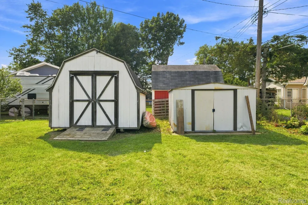 116 Clark Street Yale City, MI 48097