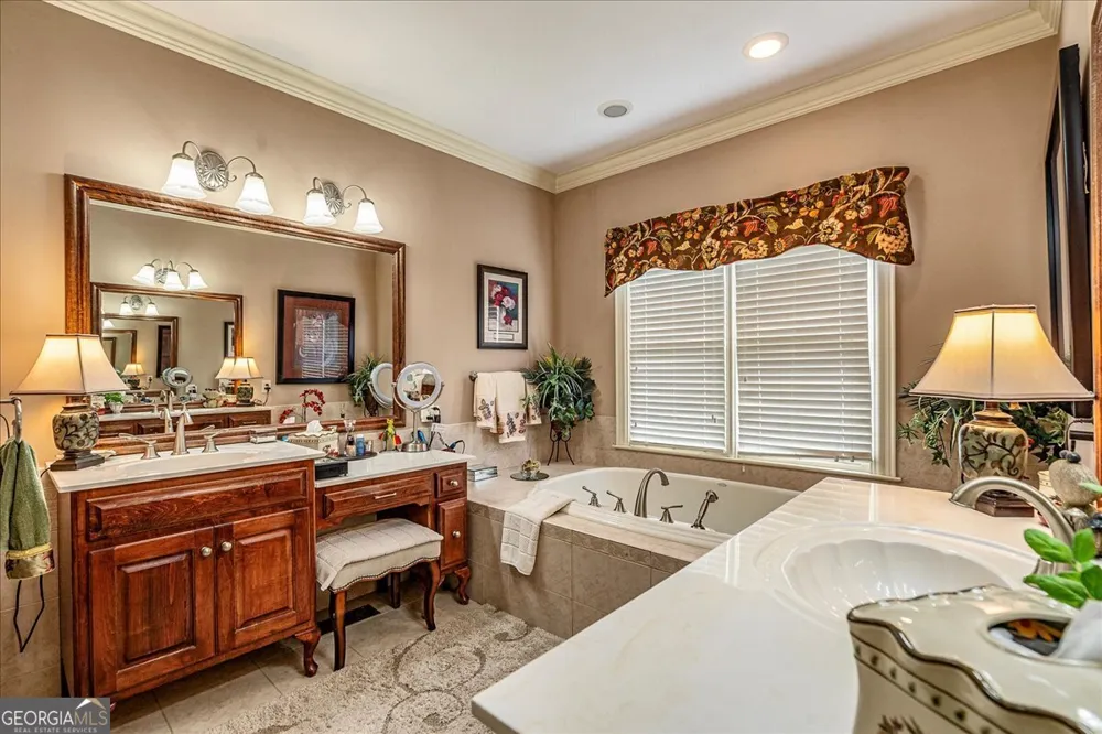1058 Snip Dillard RD Monroe, GA 30656