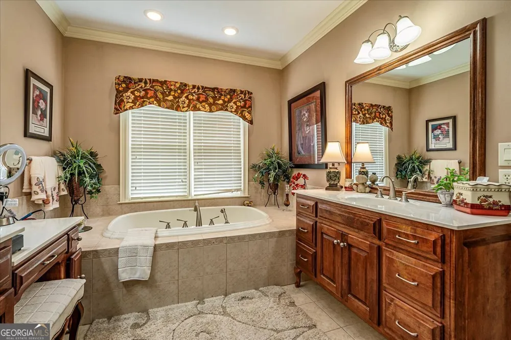 1058 Snip Dillard RD Monroe, GA 30656