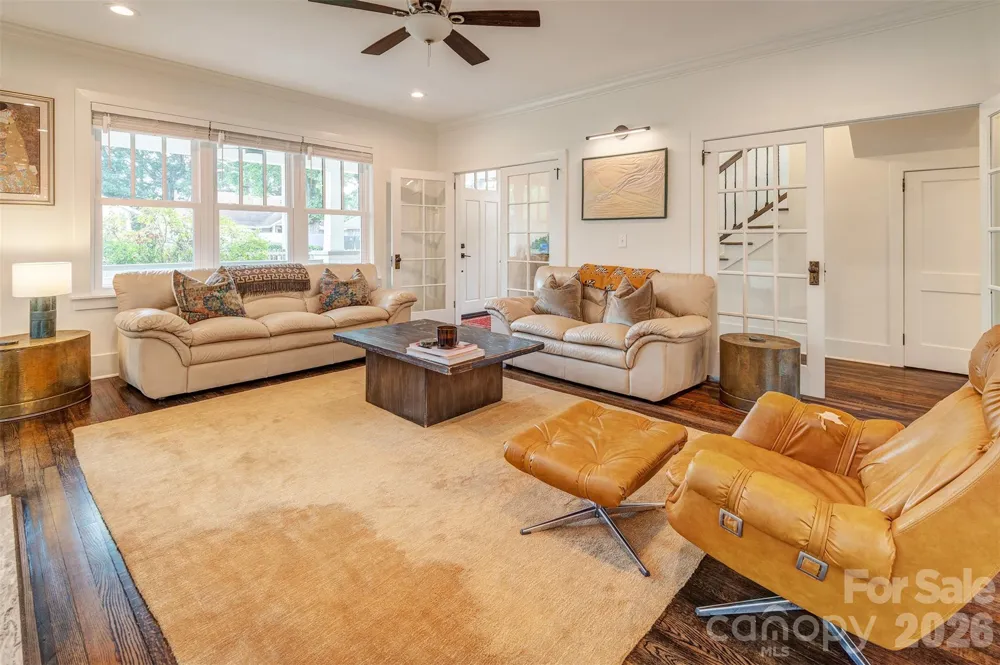 43 Walton Street Asheville, NC 28801