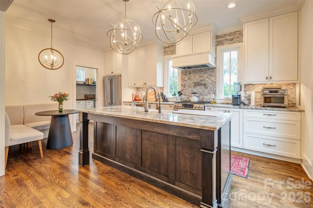 43 Walton Street Asheville, NC 28801