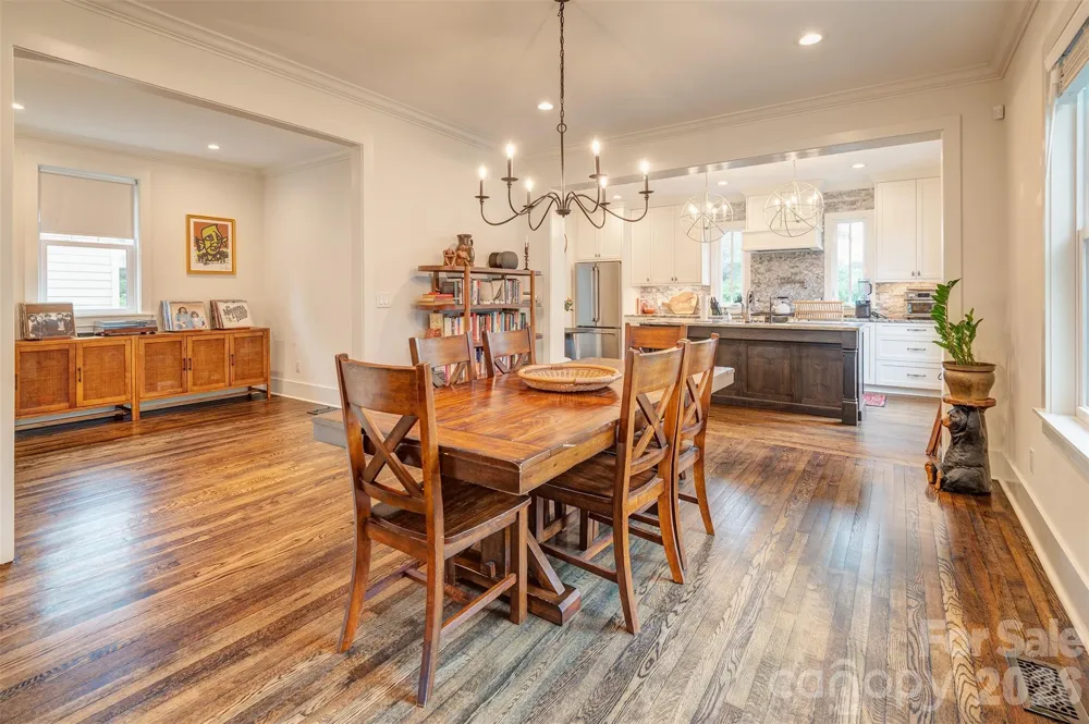43 Walton Street Asheville, NC 28801