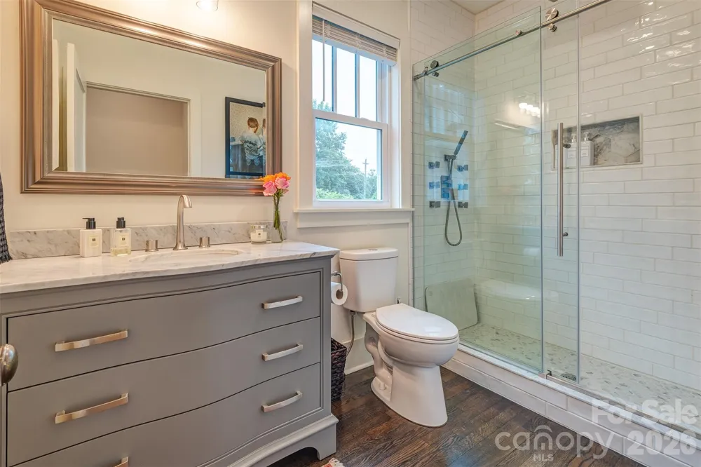 43 Walton Street Asheville, NC 28801