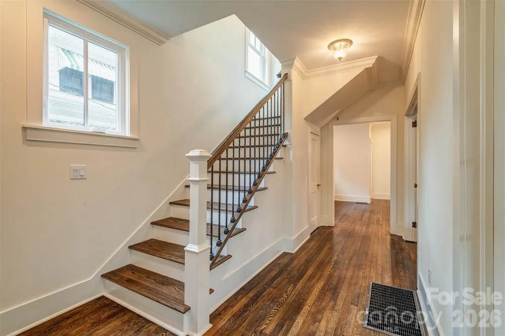 43 Walton Street Asheville, NC 28801