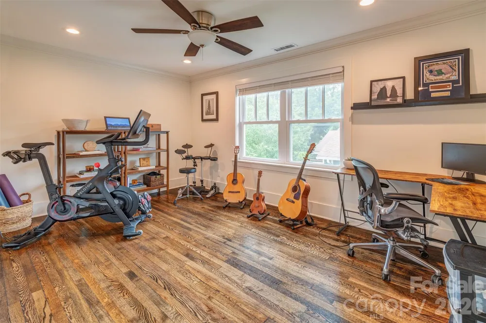 43 Walton Street Asheville, NC 28801