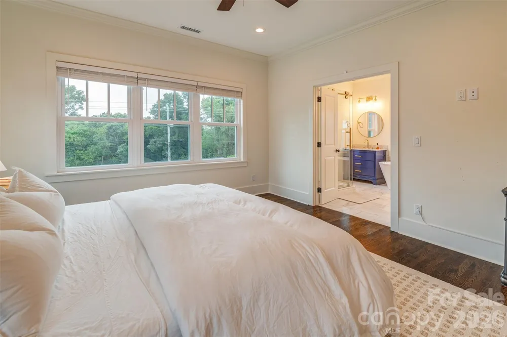 43 Walton Street Asheville, NC 28801