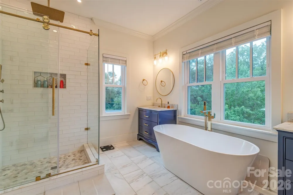 43 Walton Street Asheville, NC 28801