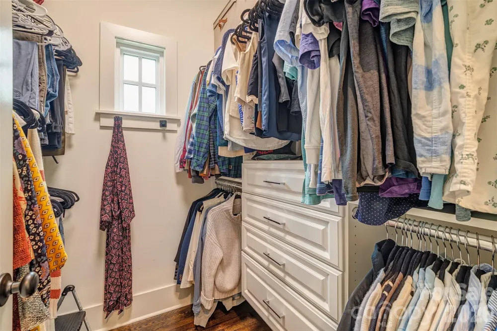 43 Walton Street Asheville, NC 28801