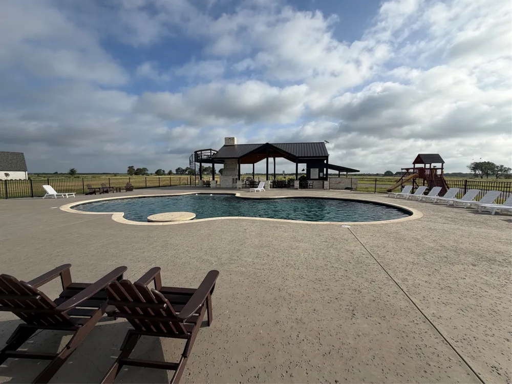 Kayak Cove Corsicana, TX 75109