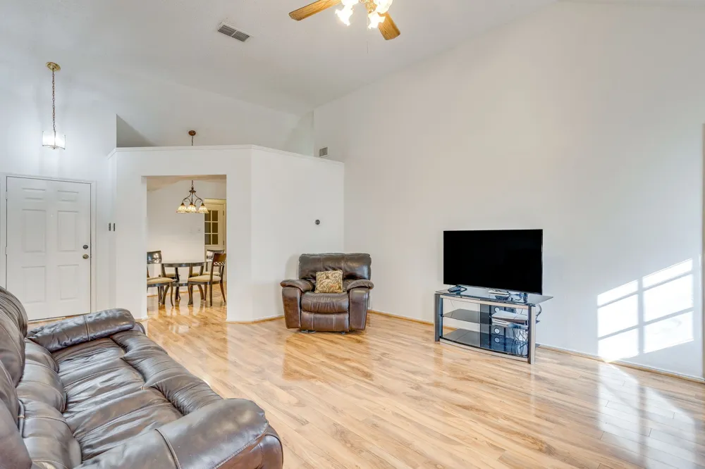 1200 Windy Meadows Drive Burleson, TX 76028