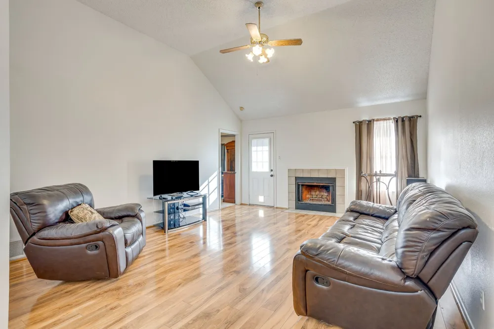 1200 Windy Meadows Drive Burleson, TX 76028