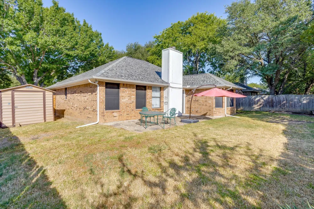 1200 Windy Meadows Drive Burleson, TX 76028
