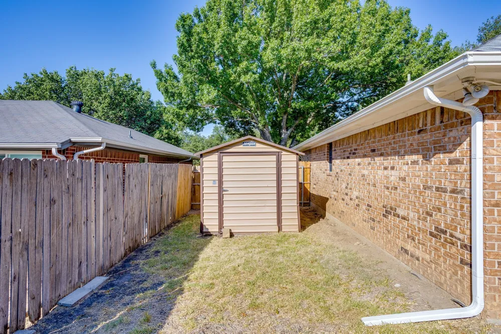 1200 Windy Meadows Drive Burleson, TX 76028