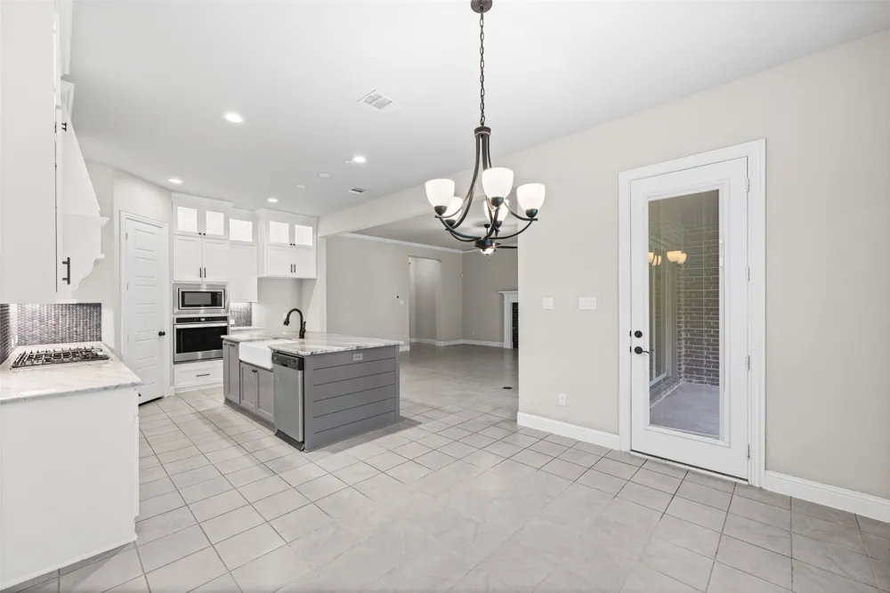 3200 Tail Water Drive Mansfield, TX 76063