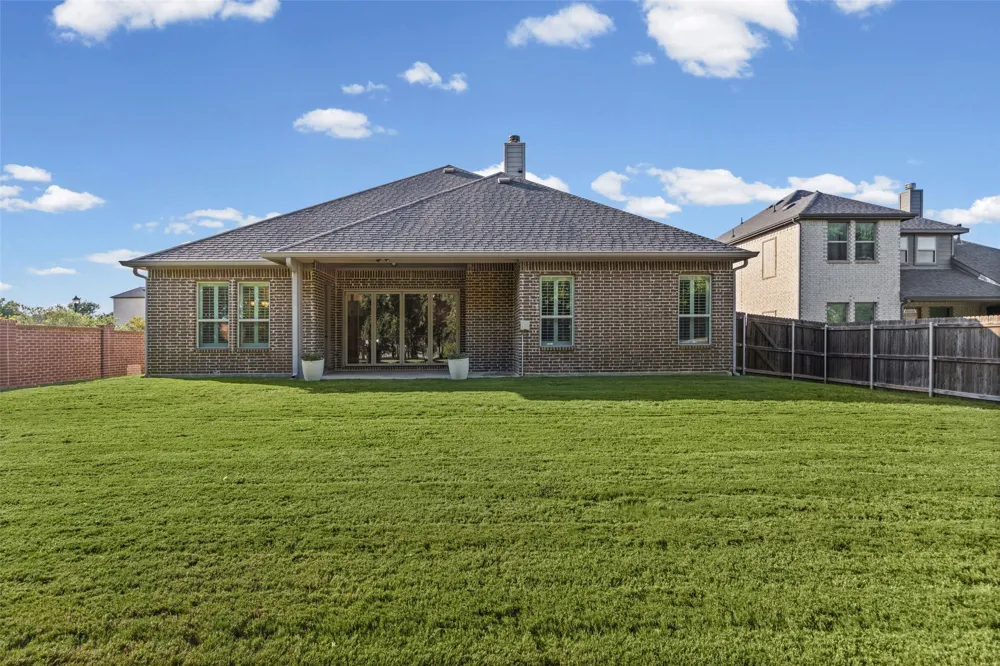3200 Tail Water Drive Mansfield, TX 76063