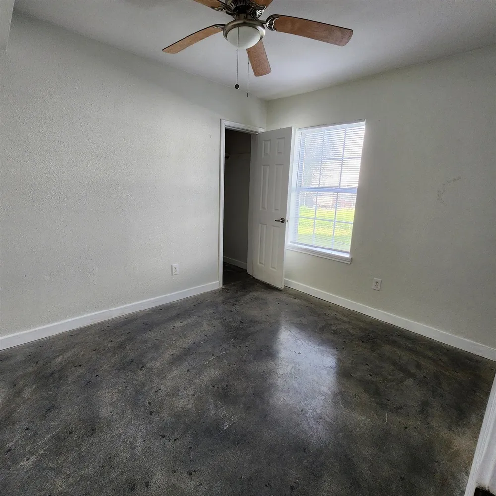 4710 Pelican Street #1 Hitchcock, TX 77563