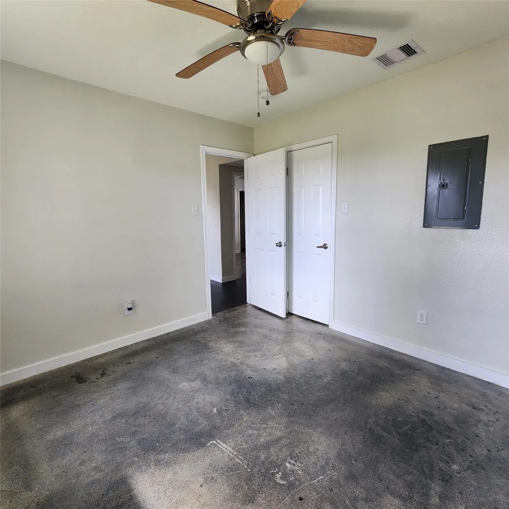 4710 Pelican Street #1 Hitchcock, TX 77563