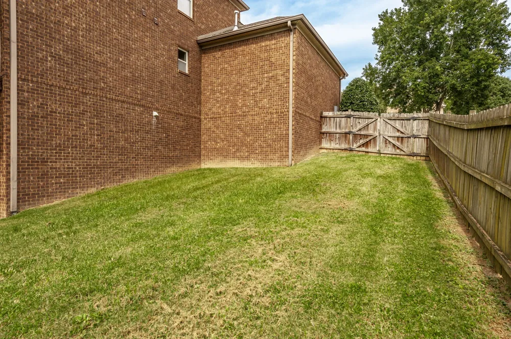 816 Lynn Dr Goodlettsville, TN 37072