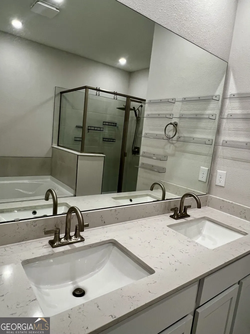 204 Park View LN Kingsland, GA 31548