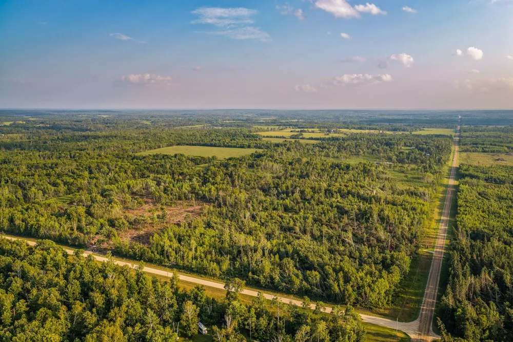 49924 County 27 Solway, MN 56678