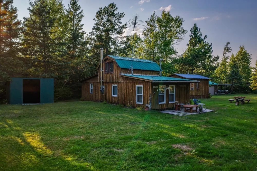 49924 County 27 Solway, MN 56678