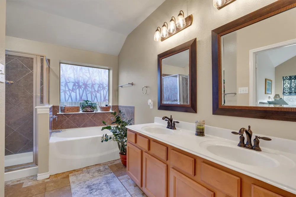 12701 Welsh Walk Fort Worth, TX 76244