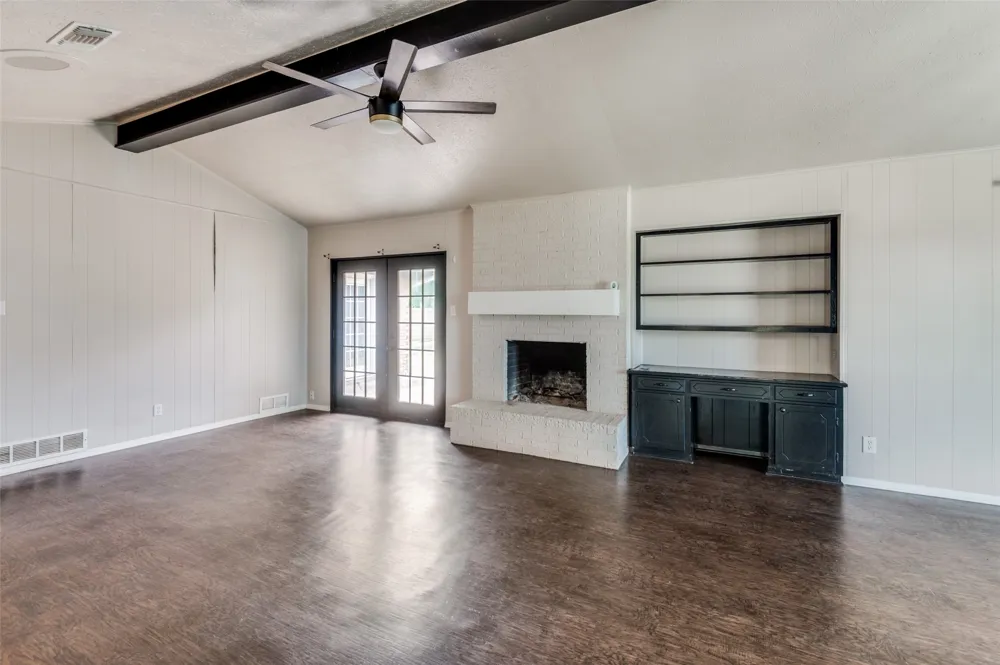100 High School Drive Waxahachie, TX 75165