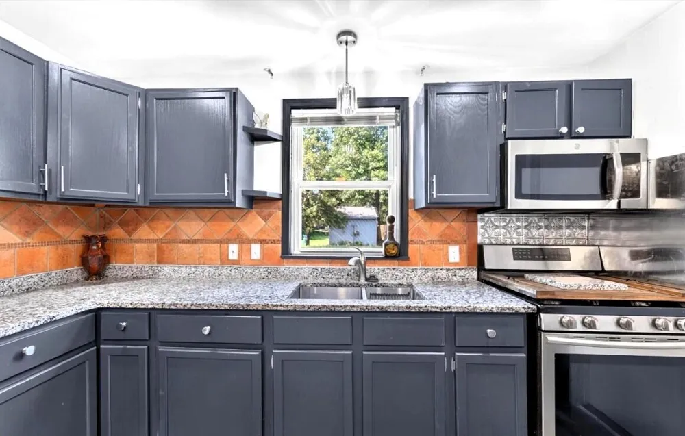 36852 Chase Street Romulus, MI 48174