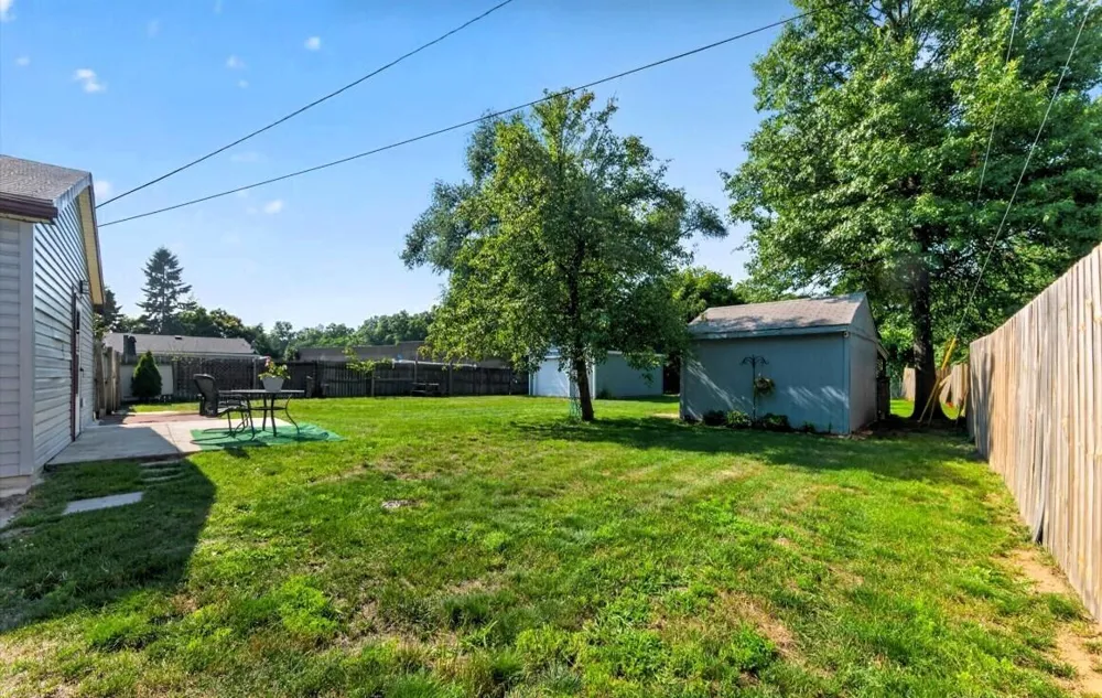36852 Chase Street Romulus, MI 48174
