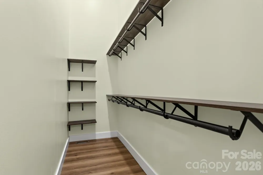 1008 Bell Mountain Road Zirconia, NC 28790