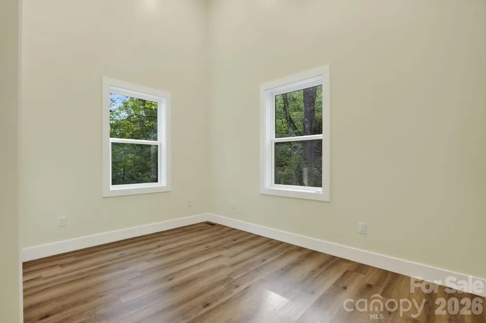 1008 Bell Mountain Road Zirconia, NC 28790