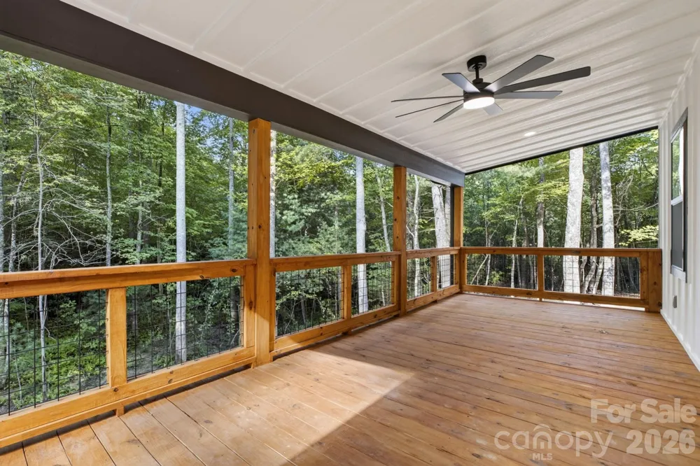 1008 Bell Mountain Road Zirconia, NC 28790