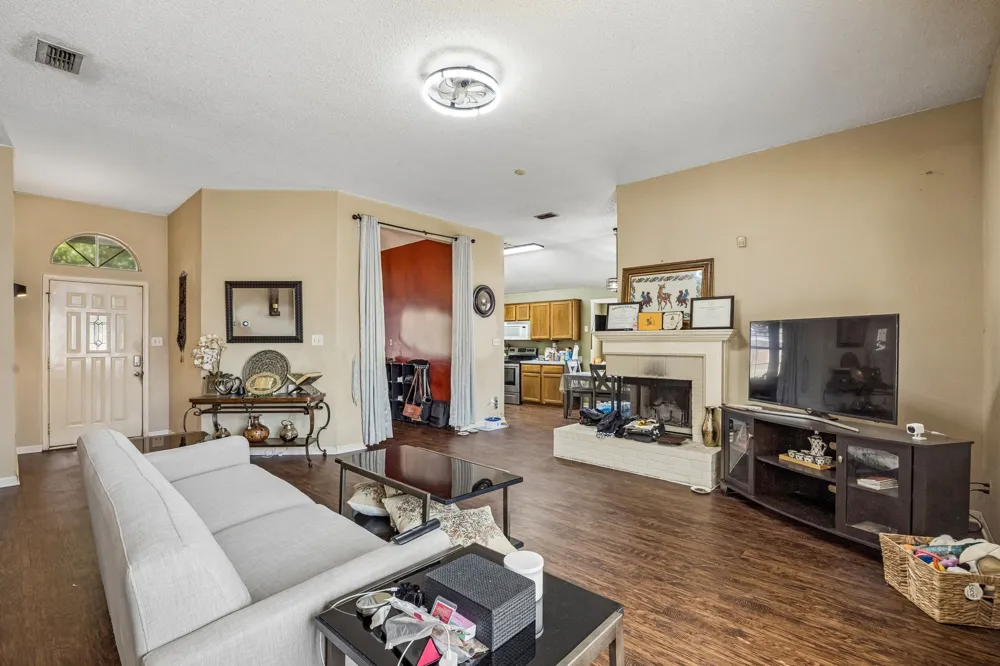 7100 Longo Drive The Colony, TX 75056