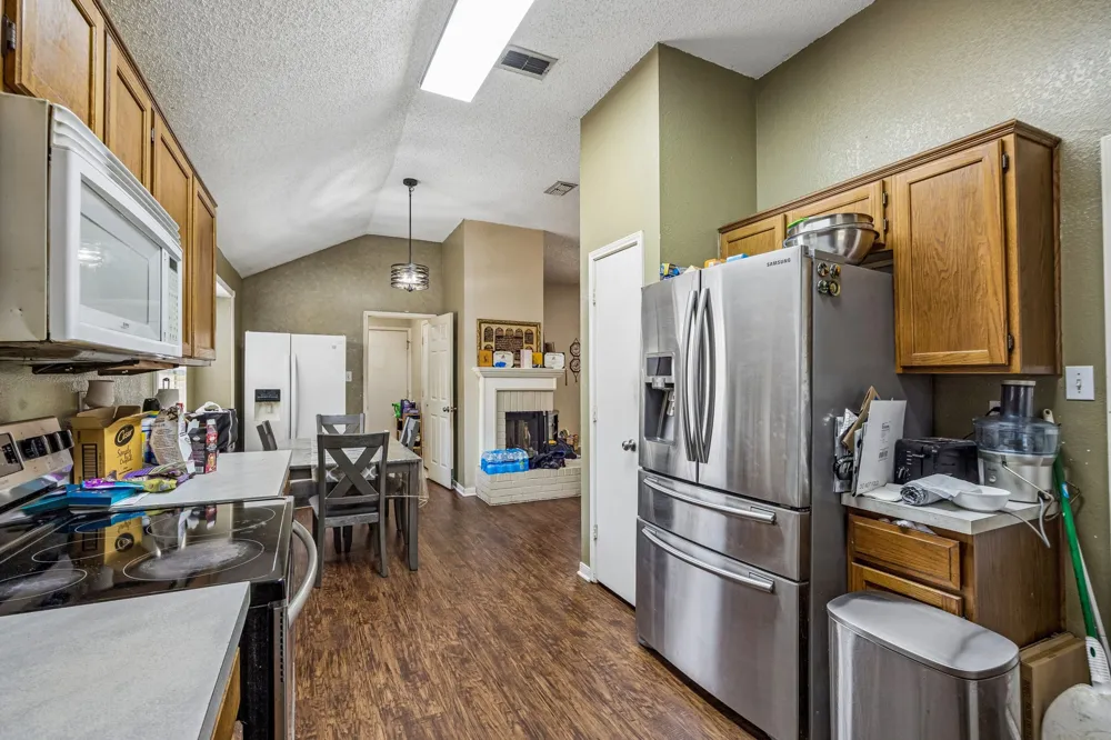 7100 Longo Drive The Colony, TX 75056