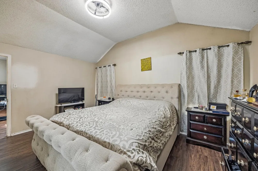 7100 Longo Drive The Colony, TX 75056