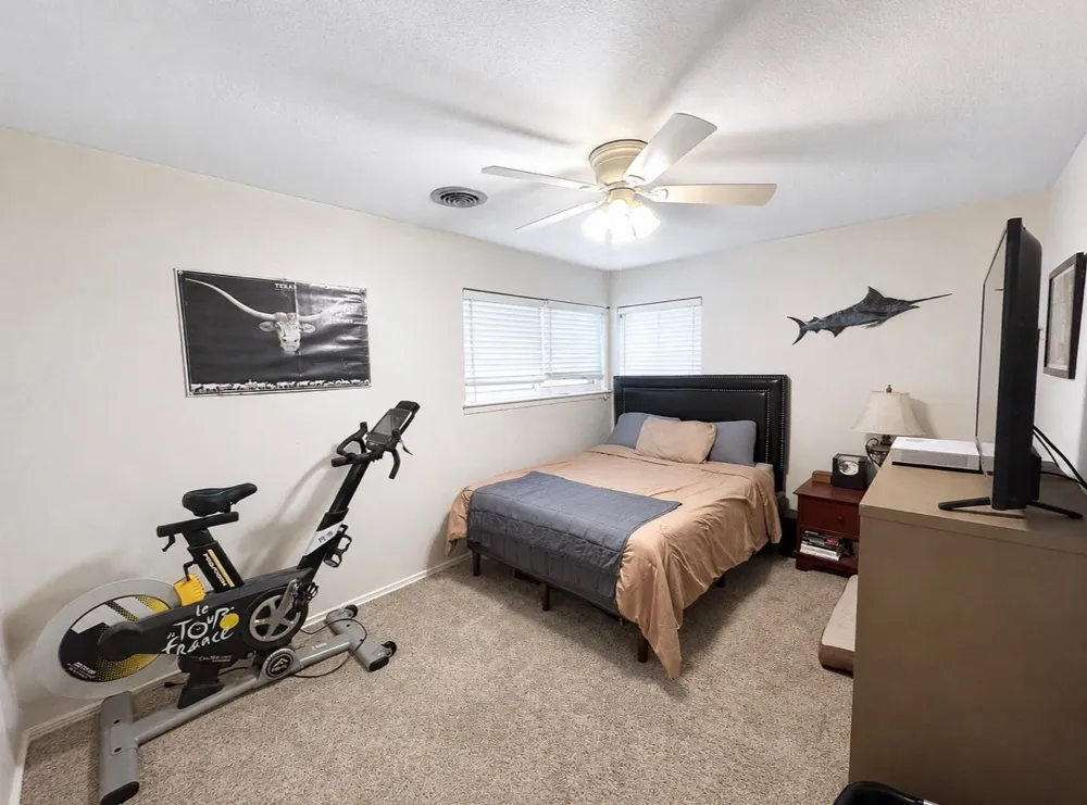 1109 Benbrook Terrace Benbrook, TX 76126