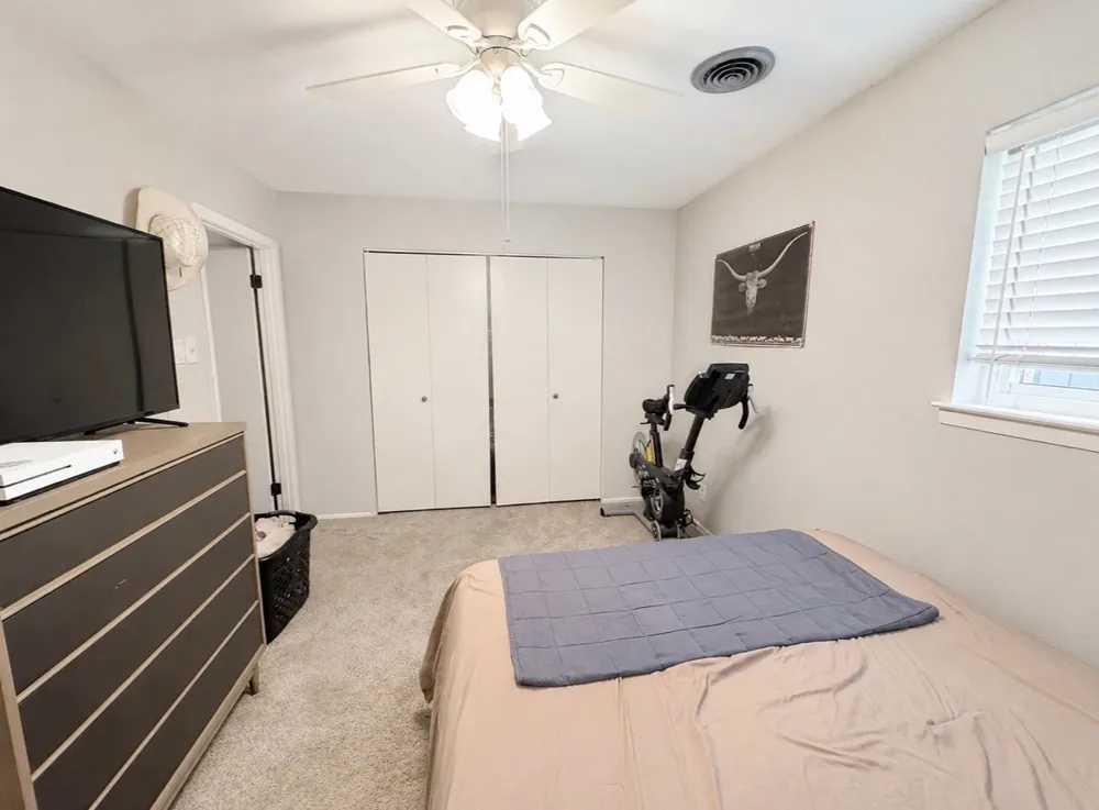 1109 Benbrook Terrace Benbrook, TX 76126