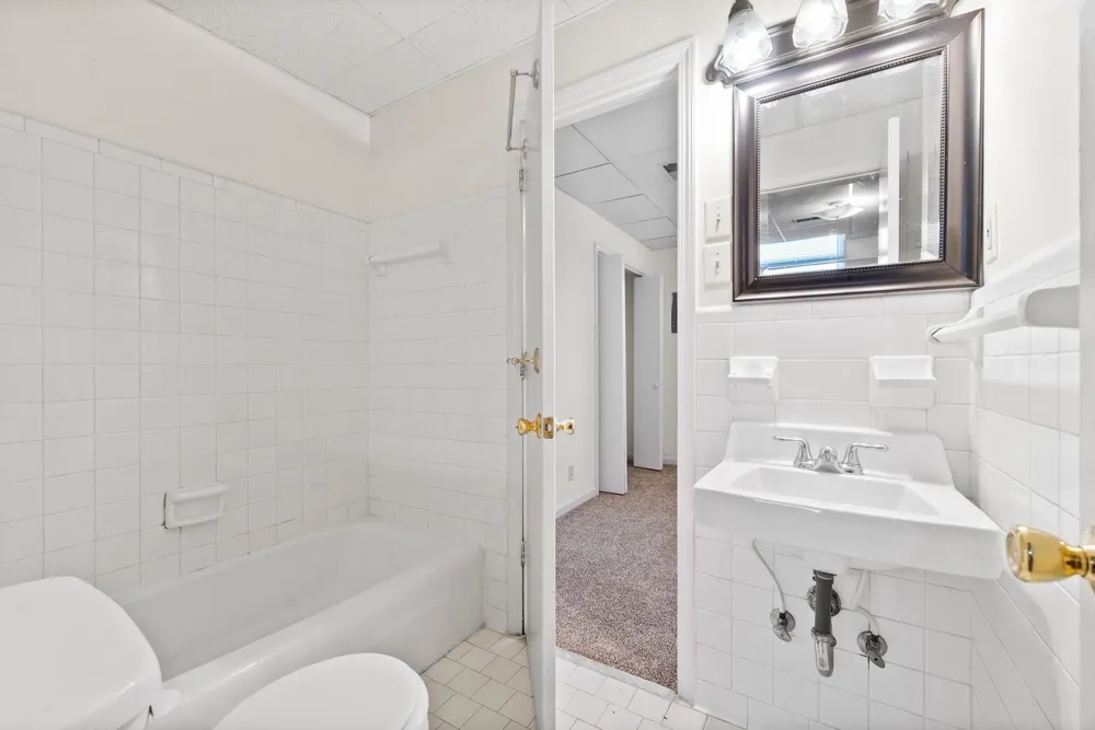 211 N 5th Street #C Clarksville, TN 37040